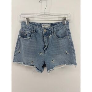 Banjara Women's Size 7 27 Light‎ Wash Denim Embroidered Cutoff Shorts Raw Hem